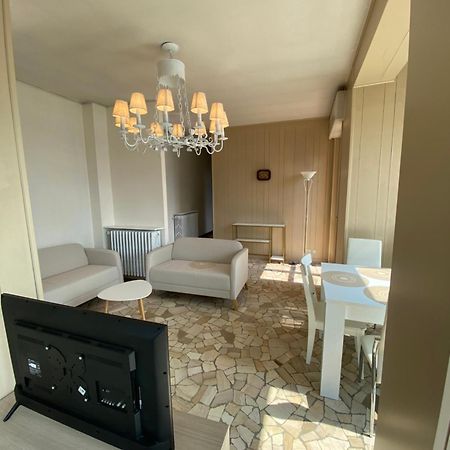 Como Lake Panorama Apartment Cadenabbia Eksteriør billede